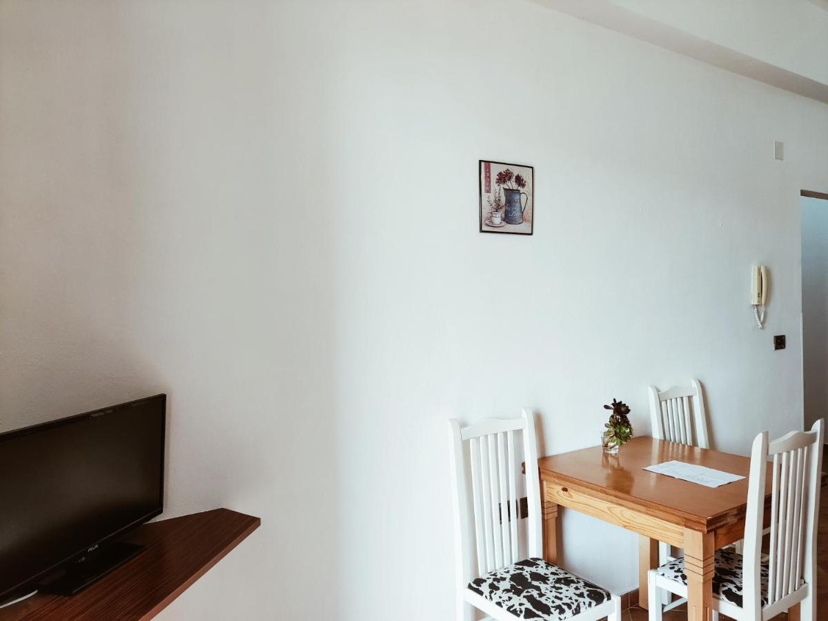 El Rio Apartments ซารานเดอ ภายนอก รูปภาพ