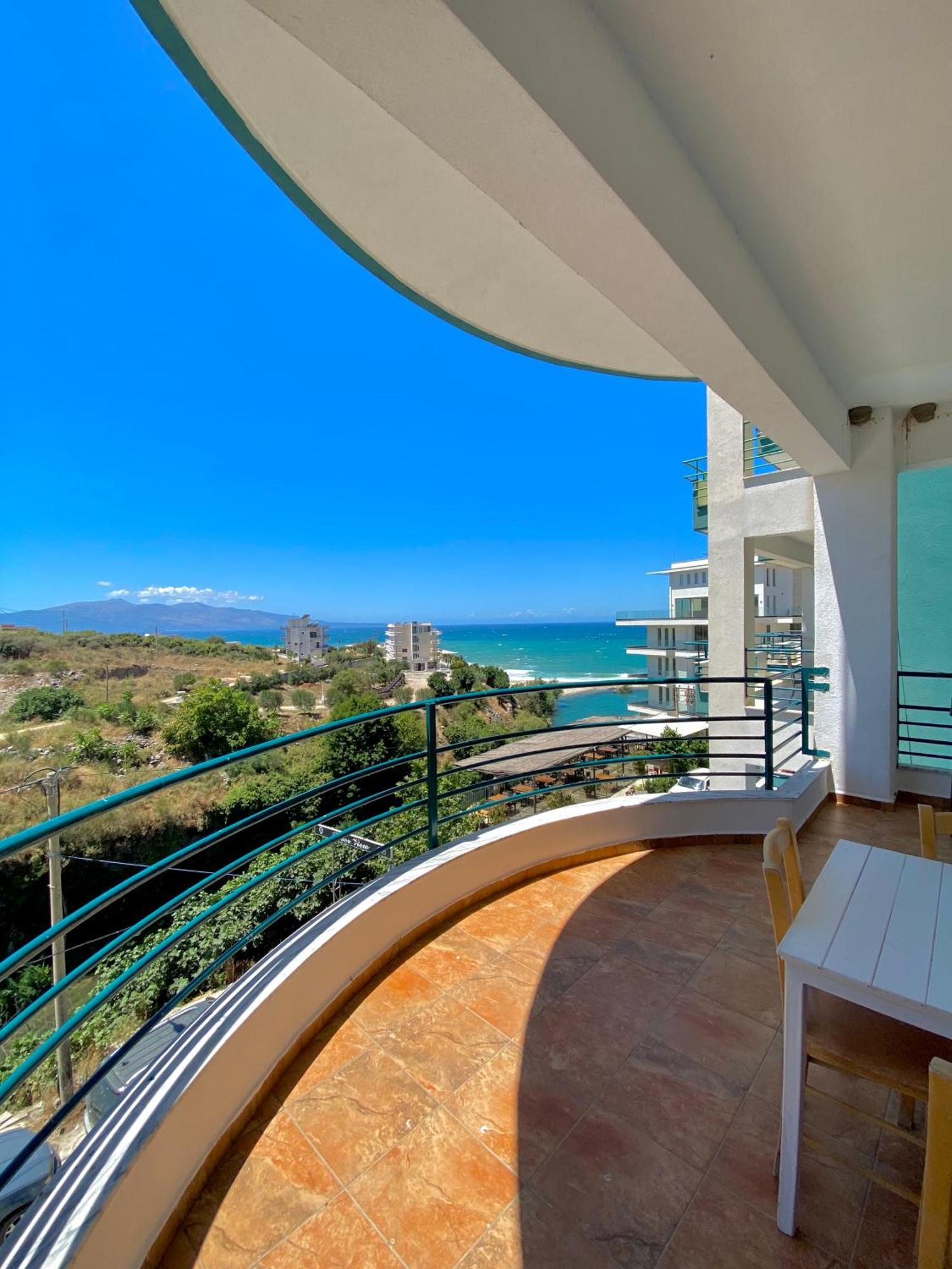 El Rio Apartments ซารานเดอ ภายนอก รูปภาพ